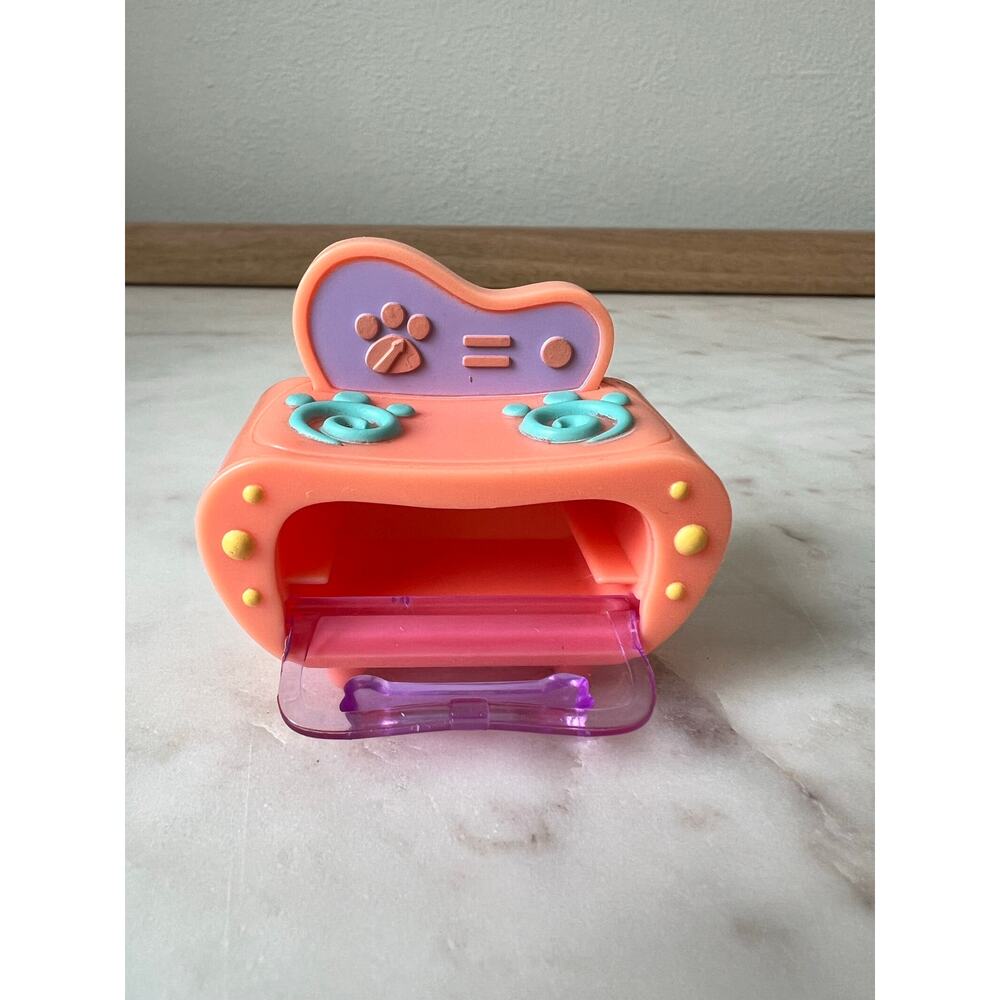 Littlest Pet Shop Oven Humble Pie Bakeshop Replacement Part Toy - Picture 2 of 6